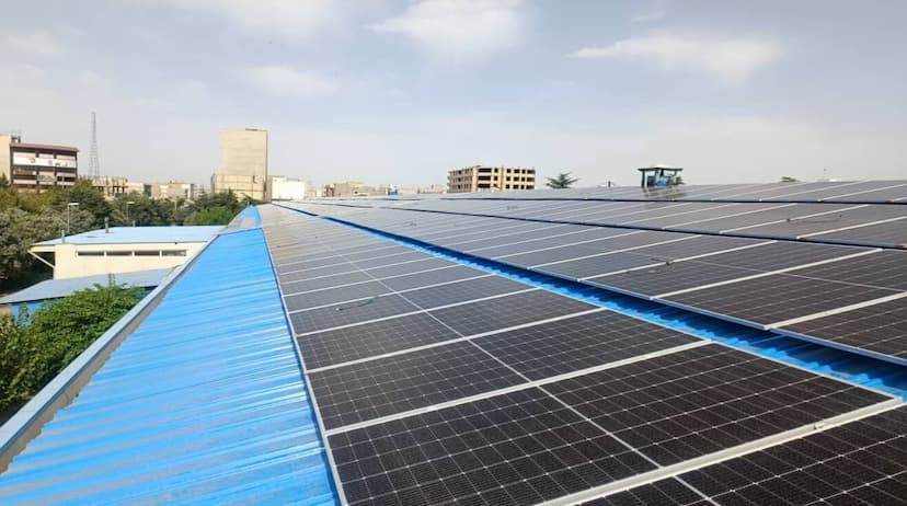 نیروگاه خورشیدی سقفی شرکت مکو مپنا